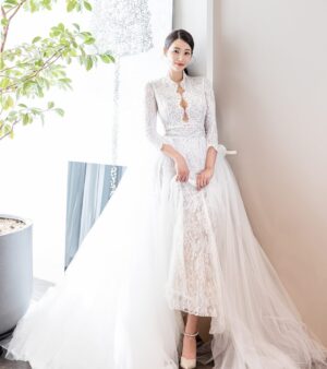 Seo Yu-na Instagram - _ 사랑이 넘쳤던 가봉스냅 🩵, 
👗 @kaylabennet_official @xee_ex
📸 @leekyungho_photograph
💇🏼‍♀️ @raffine_sera
🌸 @garden__a
🫶 @wedding.yuzu
