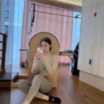 Seo Yu-na Instagram - _ 힘들지만 개운해,, 🌸💜,