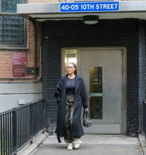 Sephora Goignan Instagram - Kesha in the hood