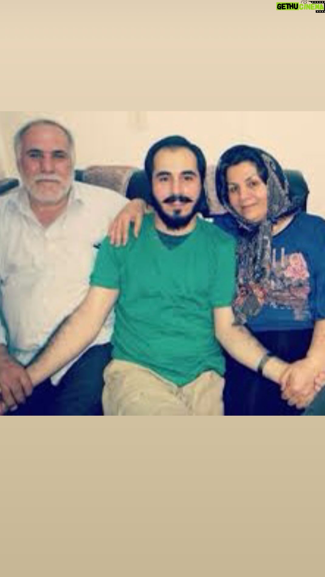 Sepideh Moafi Instagram - “We must stand and fight for a better future so that we can all soon witness a free Iran.” A masterclass in resistance. Be their voice. Be his voice. #HosseinRonaghi @hosseinronaghi #حسین_رونقی