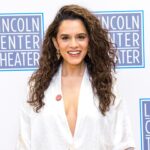 Sepideh Moafi Instagram – Last week we opened #CorruptionPlay @lctheater playing now through April 14th! 💫🗞️ I love this company. 🤍🎭
Thank you @tala.barbotinkhalidy for dressing me in your stunning designs made with Lebanese & Syrian artisans. 🪄🙏🏽
@artistsforceasefire www.artists4ceasefire.org ❤️🕊️
Merci @shanagulatijewelry for the brilliant 💎@manoloblahnik for 👠
Beautiful photos by @triciambaron