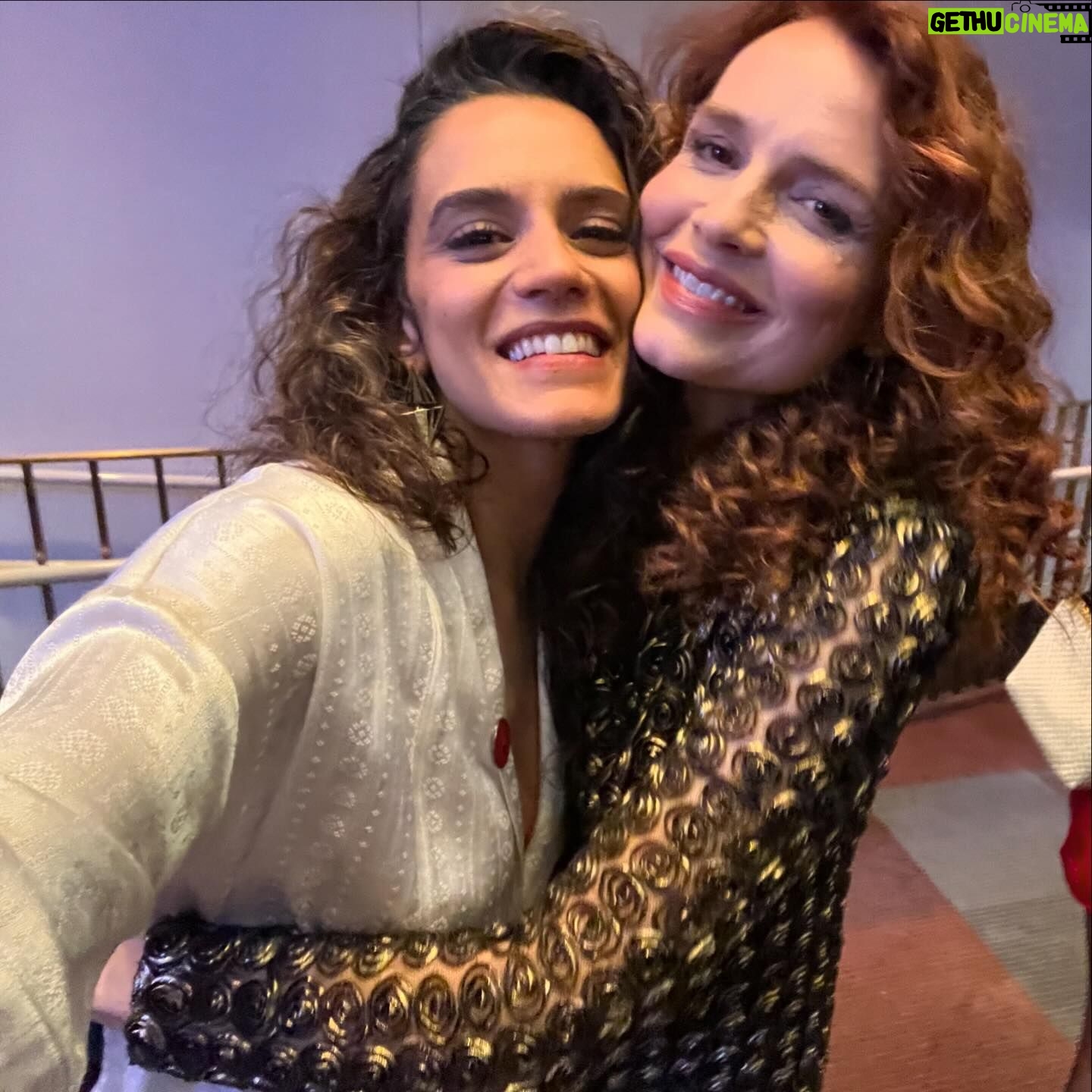 Sepideh Moafi Instagram - Last week we opened #CorruptionPlay @lctheater playing now through April 14th! π«ποΈ I love this company. π€π Thank you @tala.barbotinkhalidy for dressing me in your stunning designs made with Lebanese & Syrian artisans. πͺππ½ @artistsforceasefire www.artists4ceasefire.org β€οΈποΈ Merci @shanagulatijewelry for the brilliant π@manoloblahnik for π Beautiful photos by @triciambaron