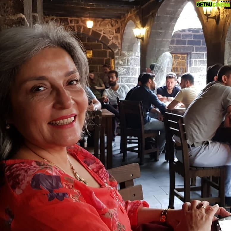 Seray Gözler - 2.8K Likes - DİYARBAKIR... BÜYUSUNDEN HALA BIR ŞEY KAYBETMEYEN ŞEHİR...SÜLÜKLÜ HAN....