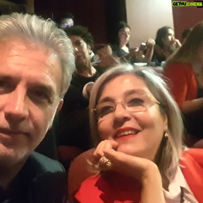 Seray Gözler - 1.5K Likes - 2019 Üstün Akmen Tiyatro Ödülleri Gecesi...En iyi Yönetmen Kosovalı Peer Gynt'le Saydam Yeniay...