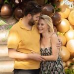 Seray Sever Instagram - Nefesim,kalbim ,şükür sebebim kızlarım 1 yaşındalar🥰Ömür boyu Rabbimin lütfuyla kolay,sağlıklı,mutlu,neşeli, bolluk bereket içinde bir yaşam diliyorum. Bu en özel günümüzde gerek organizasyon gerekse fotoğraf ve videolarıyla bize güzellikler yaşatan @kusadasiorganizasyonajans ve @meleklerinfotografcisi na ve bizi biraraya getiren @pelinakdenizphotography ye çok teşekkür ederim 🥰Tüm çocuklarımızın yüzü gülsün ❤️🧿 #ikizlerbiryasinda #sofiaalyasünbül #truelove