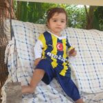 Seray Sever Instagram - Aşklarım göz bebeklerim @sofiaalyasunbul e dayıları @sonersever 10 numara @fenerbahce forması yaptırmış🌞💙 Çok da güzel olmuş🌞🧿 #sofiaalyasünbül #fenerbahçe #twins #twinsisters #love #maşallah 🧿🧿🧿🧿🧿🧿🧿🧿