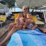Seray Sever Instagram – Aşklarım 🧿🥰♾️❤️🥰🧿🙏♾️ @sofiaalyasunbul #twins #love #maşallah