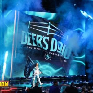 Serena Deeb Instagram - To the crowd in Louisiana last night- you guys were incredible. The “DEEB” chants touched my heart. I felt so much love. It was extra special because it was my father’s birthday (1/27) and also the anniversary of the day my parents met. He is no longer with us, but I know he was looking down and hearing an arena full of wonderful people chanting his name. Last night was in honor of my Baba. Thank you for giving me that moment. Much love and gratitude to all of you.
❤️ Deeb
