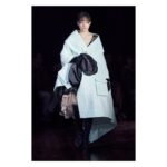 Serena Motola Instagram - Simone Rocha AW22 🦢✨💓