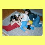 Serena Motola Instagram – Lula books 「SERENA MOTOLA.」
明日発売です💁♀️
過去のアーカイブ作品に加え新たに撮影した2つのストーリー、つぐみちゃん @tsugumi_jp に撮ってもらった私服スナップに、特別ゲストを迎えた対談企画に、もりだくさんな一冊💙
その発売を記念して明日
10/27 18:00〜20:00
BOOKMARC @marcjacobsjapan にてサイン会を開催します。
ぜひこの特別な一冊を直接お渡ししたいなと思い、感染対策をした上でこのスペシャルイベントを設けて頂きました✨
ぜひ、たくさんの方にお会いできたら嬉しいです💕
詳しくはプロフィールのURLをcheck!