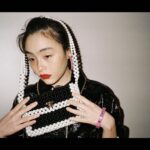 Serena Motola Instagram – CHANEL 2022/23秋冬　プレタポルテコレクション
今夜22:00〜

@chanelofficial 
#chanelfallwinter