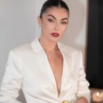 Serinda Swan Instagram - So good I could cry… but I won’t….Because that would ruin @jentioseco ‘s glam… Thanks to this dream team for shinning a girl up. Shot by @aruti.ramela ❤️ Wearing @kokhia.mk Earrings @vassiakostarabrand Pin @rigash_ @tata__pr @monikablunderbeauty @ilia
