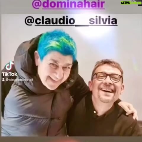 Serra Yılmaz Instagram - Eccolo il mago dei miei capelli… Evet işte saçlarımın sihirbazı… #dominahair #dominagram #claudiobarbettisilviabruni @dominahair @claudiobarbetti_silviabruni