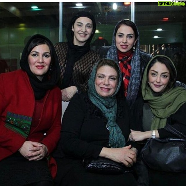 Setare Eskandari - 6K Likes - مفتخرم به همكارى رفقاى جانم تينا پاكروان رويا نونهالى شقايق فراهانى و استادم گوهر خيرانديش در فيلم " نيمه شب اتفاق افتاد" شما را دعوت مى كنم به ديدن فيلم در ايام جشنواره