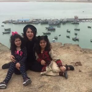 Setare Eskandari Instagram - سال نو مبارک بر همه ایرانیان گوشه گوشه این جهان پهناور ستاره، محیا،بهار