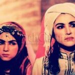 Setare Eskandari Instagram - فيلم مسافر رى در كنار ويشكا جان اسايش ..كارى از داوود ميرباقرى .. حالابعد از شانزده سال نگاه مى كنم به راهى كه رفته ام ، چند نقش را زيسته ام و به تاريخ سپردمشان ؟.. نگاه مى كنم به دخترك كوچك عكس ، به ياد مى اورم كه عمر زمان برو گذشته، شايد قرنى ، هزاره اى ..دخترك ديروز ، اما هنوز پراست از اواز و ارزو