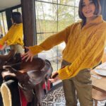 Sevcan Yaşar Instagram – Eğer bu da değilse ne ?! Ne? 😝🐡 #yellowisthenewblack #btw💛