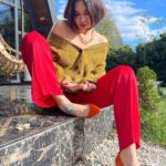 Sevcan Yaşar Instagram - Hiçkimse: Babaannem: Biz çocukken beş taş oynardık 💎🧚🏻‍♀️💎🪷