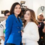 Sevcan Yaşar Instagram - Bugün @dizikirlisepeti olduğunu bilmiyor olamazsınız! 😎🫶🏻🦢 20.00 da @nowtvturkiye da✔️ @medyapimresmi 🌸Elma suyu?