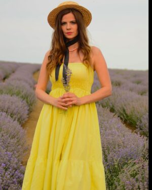 Sevil Uyar Instagram - 💜💛💙🧡🩷🩵🤍🤎💟