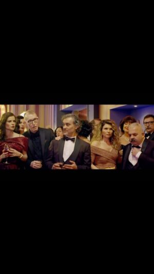 Sevil Uyar Instagram - Yeni Filmimiz “Kasada Parti” Amazonprime da yayındadır.İyi seyirler🎬

@pollfilms @safaksezer @serkansengulofficial @umitokur @kubilaypenbeklioglu @volsev @zeynonoyno @aylinkabasakal @bdereoglu @berkantzincidi @iremerdol 

#film #komedi #digitalfilm #sinemafilmi  #komedifilmizle #amazonprime #şafaksezer #denizakkaya #volkansevercan #buketdereoğlu #aylinkabasakal #feyzacipa #serkanşengül #kubilaypenpeklioglu #seviluyar #zeynepgülmez #kasadaparti