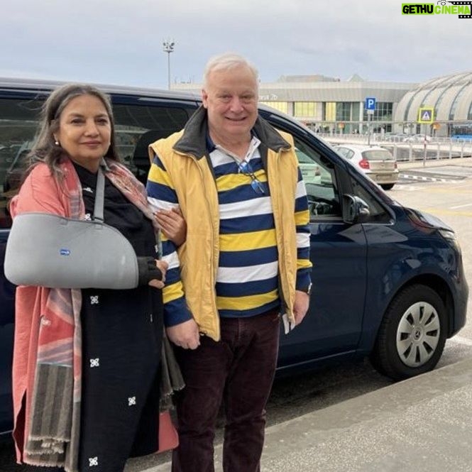 Shabana Azmi Instagram - Thank you #Tamas Vissy for driving me around in #Budapest with a smile always during #Halo 2nd Season 🙏