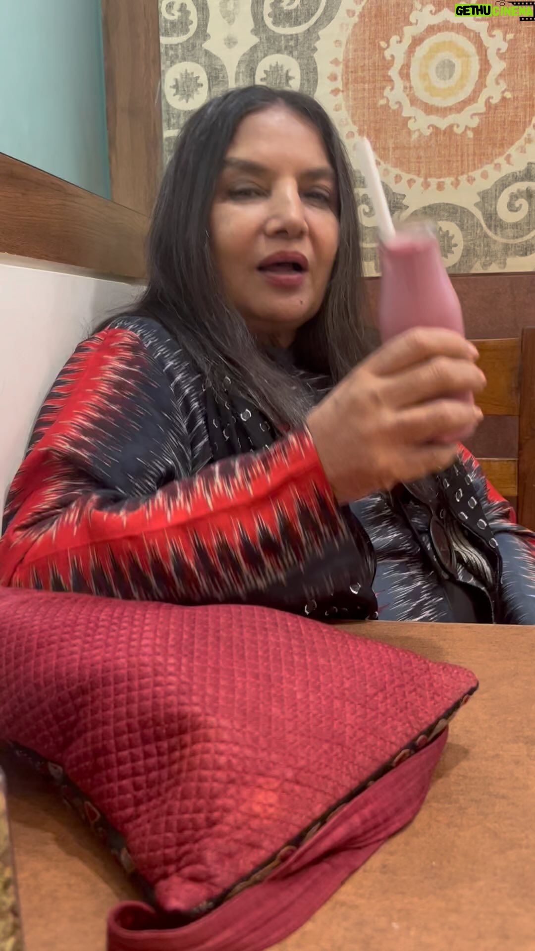 Shabana Azmi - 5.8K Likes - Delicious sea food cafe