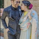 Shabana Azmi Instagram - Salgirah mubarak betu #Farhan Akhtar. Bahut duur tum pahunche ho Bahut duur tumhe pahunchna hai.. hamara pyar hamesha tumhare saath rahega ❤️❤️❤️