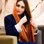 Shadi Mokhtari Instagram - • آخرین اکران مردمی فیلم سینمایی«پرونده باز است» به کارگردانی استاد کیومرث‌ پوراحمد عزیز… آقای پوراحمد نازنین حیف که نبودید تا در کنارهم به تماشای آخرین اثرتان بنشینیم…تا همیشه باعث افتخارمه که در فیلم شما حضور داشتم…خالق بزرگ و دوست داشتنی «قصه‌های مجید»، «خواهران غریب»، «شب یلدا» و… ۳. شهریورماه.۱۴۰۲ • 📸: @i.m0hamd @ghazalpanahi_photography @raaha_hashemiy @soheili_amir @nazaninsheykhpour__ 🙏🏻🤍💫