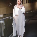 Shadi Mokhtari Instagram - • بزرگداشت استاد «کیومرث پوراحمد» و اکران فیلم سینمایی «پرونده باز است». • 📸: @negarpourbahrii @soroushmn_ @ghazalpanahi_photography @raaha_hashemiy 🙏🏻🤍🌸