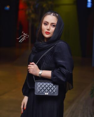 Shadi Mokhtari Instagram - •
اکـران مردمیِ فیلمِ سینماییِ «پـرونده بـاز است»
۳. مـُرداد. ۱۴۰۲ 🌱
•
📸:
@soroushmn_ 
@lemanblink 
@i.m0hamd 
@atefehbabaei__ 
🙏🏻🤍💫