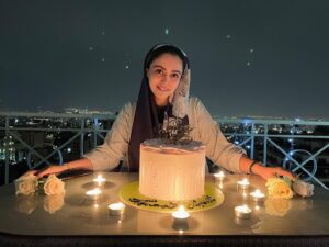 Shadi Mokhtari Instagram - •
تولدی دیگر…
ممنونم از همه‌ی تبریک‌ها و پیام‌های قشنگتون❤️🥰
۱۴۰۱/۱/۱۸