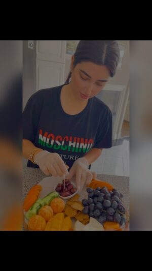 Shahad Hasan Instagram - هذا المفروض ريوك العيد بس تاخر شوية 🤣