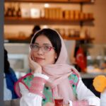 Shahrzad Kamalzadeh Instagram - اندکی #صبر زمین میچرخد …🌎 . . . . #شهرزادکمالزاده #هنرمند#هنر#انگیزه #artist#Shahrzakamalzadeh #صلح#دوستی#بازیگر#دوستی #انسانم_آرزوست