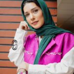 Shahrzad Kamalzadeh Instagram - به یاد بهار امسال… پست ورق زدنی #شهرزادکمالزاده #سوان #سوانگرافی #عکاسی #هنرمند #روزنامه_هنرمند #تهران_ #ایران