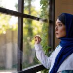 Shahrzad Kamalzadeh Instagram - جان من و جهان من، روی سپید تو شده‌ست عاقبتم چنین شود، مرگ من و بقای تو از تو برآید از دلم، هر نفس و تنفسم من نروم ز کوی تو، تا که شوم فنای تو @alireza_farajpur @afsanesharifii ❤️