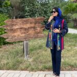 Shahrzad Kamalzadeh Instagram - یاد بگیر که چیزی را که داری قدر بدانی، قبل از اینکه زندگی تو را وادار به قدردانی از چیزی کند که داشتی #شهرزادکمالزاده #شهرزاد_کمال_زاده #جزیره_کیش #دوستی#زیبایی #آرامش #دوست #بهمن#۱۴۰۰ @sepidehkazemii ❤️👭