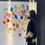 Shahrzad Kamalzadeh Instagram - بچه های اتیسم را فراموش نکنیم با تشکر از جناب خسروانی محترم امیدوارم همچنان بدرخشین @reihaneh_riboniii