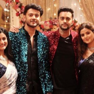 Shaily Priya Instagram - 300 episodes tonight of ‘Kismat ki Lakiron se’ ❤️🧿
@rstfofficial 
@shemarooumang