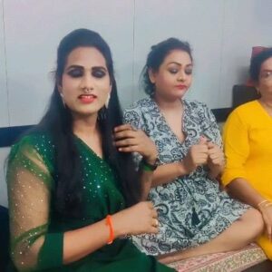 Shakeela Instagram - Enjoy Every moment...✨❣️
#spreadlove💞💫💞 #cwc #shakila #familytime