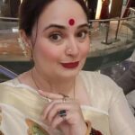 Shalini Kapoor Instagram - APNI TAREEF KHUD KARO...DOOSRO KI WAIT KARNE KI KYA ZAROORAT HAI HAINA🤣🤣🤣🤣🤣🤣🤣🤣🤣