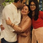 Shalini Kapoor Instagram - CANNOT EXPLAIN HOW FULL OF GRATITUDE I AM .....SOOOOOOOOOOOOOOOOOOO MANY WISHES ....PEOPLE TAKING OUT TIME TO CALL......DMS....PERSONAL SURPRISE VISITS TO WISH......... ITS ALL GOD'S GRACE..... THANK YOU ALL FOR MAKING ME FEEL SO SPECIAL...GOD BLESS EACH ONE OF YOU WHO TOOK OUT TIME TO WISH ....OR PRAYED FOR ME IN SILENCE....