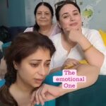 Shalini Kapoor Instagram - Which of the 2 are you ? Emotional ? Ya Strong ?