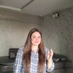 Shalini Kapoor Instagram - GOING WITH THE TREND #dancing #dancingqueen #trendingreels #trend #bollywood #bollywoodsongs