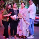 Shalini Kapoor Instagram - #family ❤️