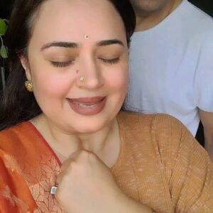 Shalini Kapoor Instagram - HAPPY HANUMAAN JANMOTSUV  MY WONDERFUL INSTAGRAM FAMILY.....

SANKAT HARAN MANGAL KARAN
JAI JAI JAI KAPISOOR

#trendingreels #instadaily #companion #couplegoals #instalike #hanumaanchalisa #hanumanjayanti #hanuman
