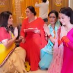 Shalini Kapoor Instagram – Ab hum “Successful” ho hi jayenge..
#purnima @dangal_tv_channel 
Thank you @nareshcuteboy 

#onset #reelit #reelitfeelit #instagramreels #daminidave #viral #successful #dhirendrakrishnashastri #baba #famous #viral #trending #trendingreels #dangaltv #bageshwardhamsarkar #bageshwardham #bageshwar #comedy #comedyvideo #funny