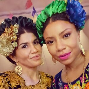 Shalita Grant Instagram - All the cool kids are doing it #photodump 

- Disco Inferno
- Workin’ Bitch
- Reinas
- Elf on a shelf
- Crown.

Ask away in the comments 😘
#photodumping #photodumpfriday #zoomlife #athomephotoshoot #younetflix #backyardphotoshoot #instagood #lesbianlife #lesbiansofinstagram🌈 #wmma #jag #smileandbelieve