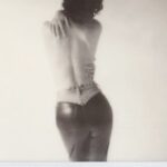 Shalom Harlow Instagram – 🖤🖤AGOLDE with GWEN🖤🖤

Pure pleasure! @guineverevanseenus artful interpretation of the clothes speaks to her years in front of and now behind the camera

I trust the delight we had in creating these images translates. It would be an understatement to say we had a blast 💥 

Thank you to the @agolde for giving us the opportunity to play freely together 

And thank you to the stellar team
📸 @guineverevanseenus
Styling @alexisasquith
Makeup @kuma1206 @streetersagency
Hair @hairjordon @susanpricenyc

Thank you @julianniznik @imgmodels for bringing it all together so seamlessly.  #ecofriendly #ecofashion #ecodesigner #recycledfashion #greenfashion #enviromentallyfriendly