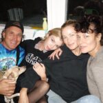 Shalom Harlow Instagram - @carolynmurphy tastier than a birthday cake…would you agree @stellamaxwell 🎂 The birthday yum continues 😻 thanks @davidmushegain for truckin the gang on up to the commune PS Mallow got the mouse 🐭